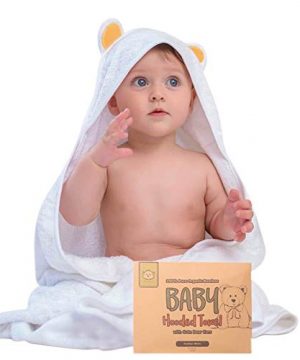 Giant Bamboo Hooded Towel - Softness & Comfort for Your Baby 🛁