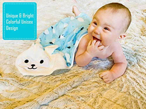 Baby Hooded Towel Gift Set with Cute Bath Toys