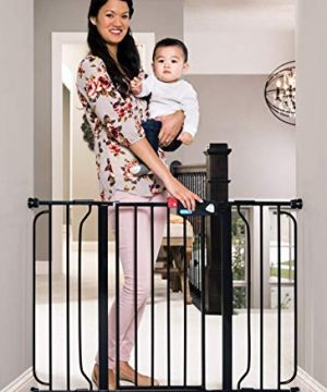 Regalo Easy Step 49-Inch Extra Wide Baby Gate