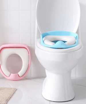 Portable PVC baby toilet training seat with soft cushion for children aged 1-9, ideal for easy potty training and travel.